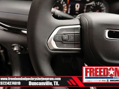 New 2026 Jeep Compass Latitude image 24