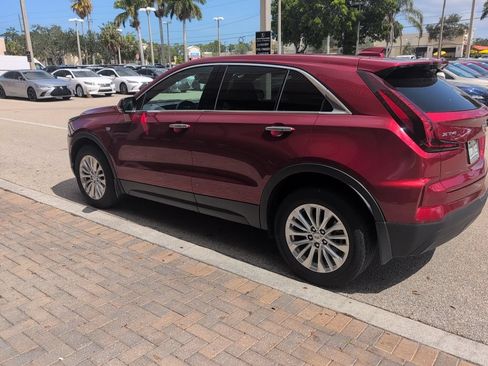 Used 2024 Cadillac XT4 Luxury FWD image 11
