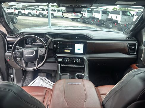 Used 2024 GMC Sierra 2500 Denali Ultimate AWD/4WD image 20