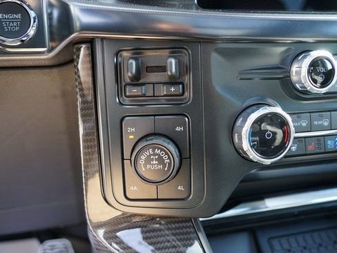 New 2025 Ford F150 Lariat w/ Equipment Group 501A Mid image 16