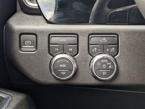 Used 2024 GMC Sierra 1500 Elevation AWD/4WD image 18