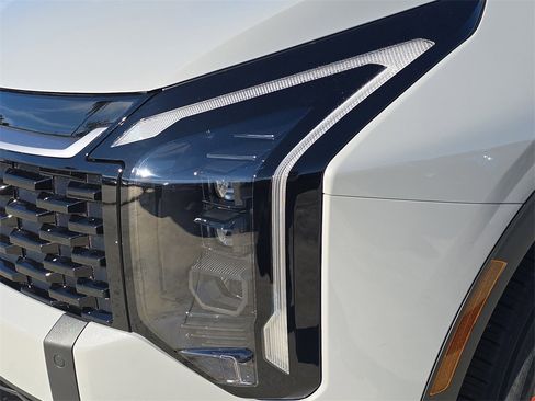 New 2026 Kia Sportage EX image 10