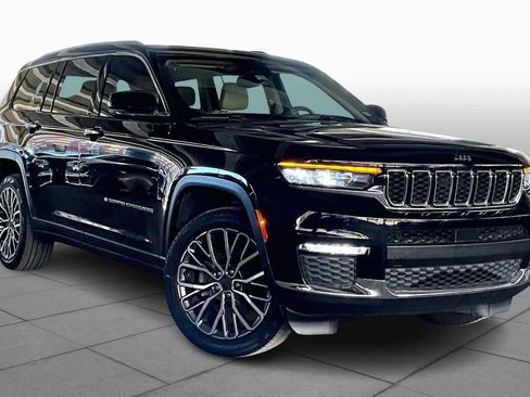 Used 2021 Jeep Grand Cherokee L Limited image 3