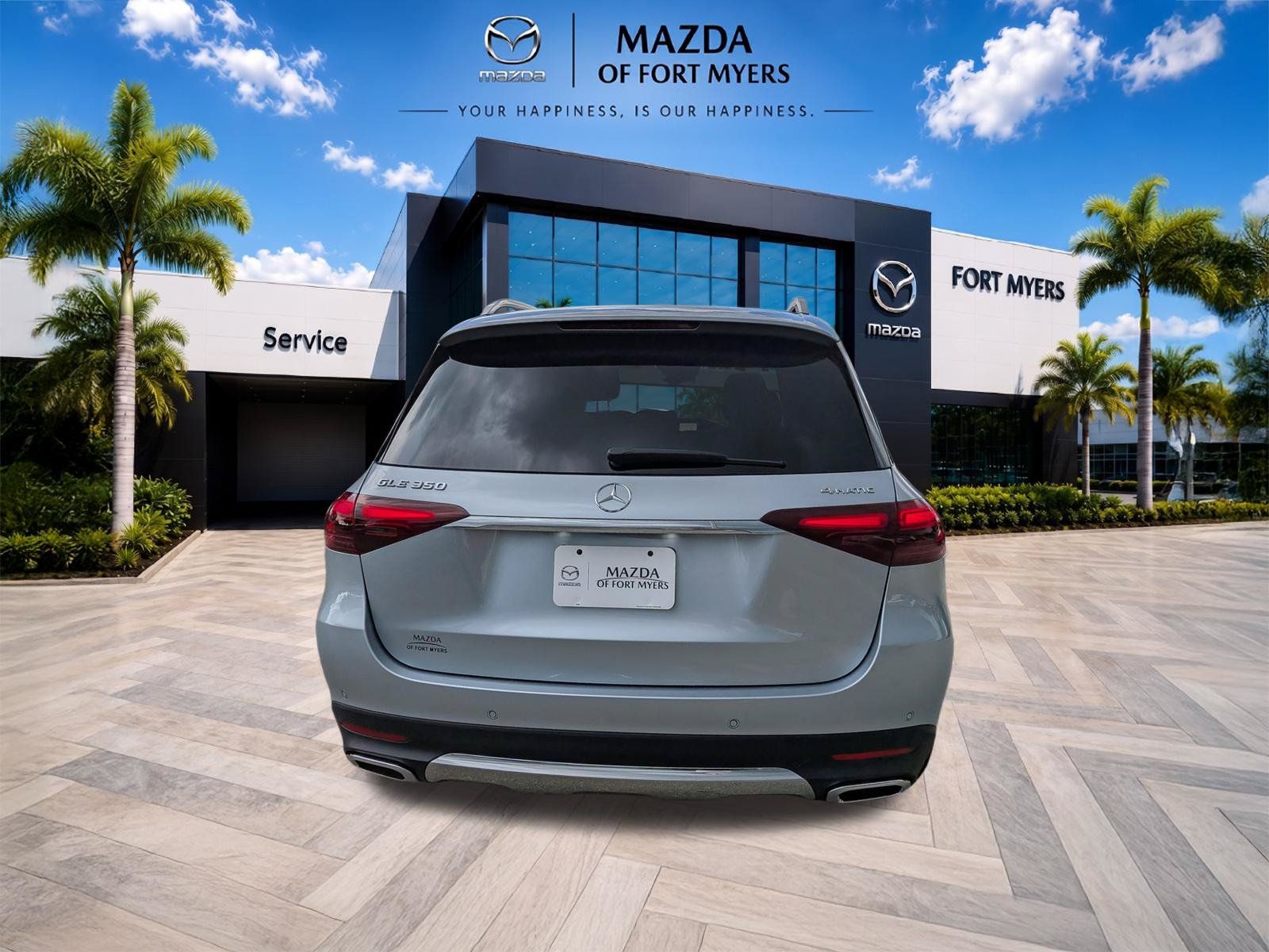 Used 2026 Mercedes-Benz GLE 350 4MATIC w/ Winter Package image 5