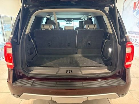 Used 2020 Ford Expedition XLT w/ Equipment Group 202A AWD/4WD image 7
