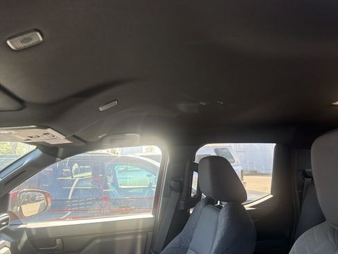 Used 2025 Toyota Tacoma SR5 image 7