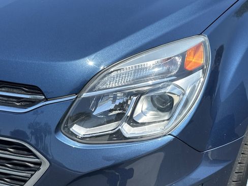 Certified 2017 Chevrolet Equinox LT w/ Convenience Package FWD image 11