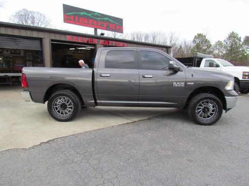 Used 2017 RAM 1500 Big Horn image 8