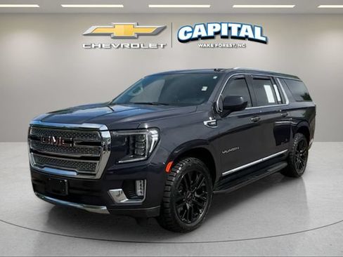 Used 2023 GMC Yukon XL SLT AWD/4WD image 1