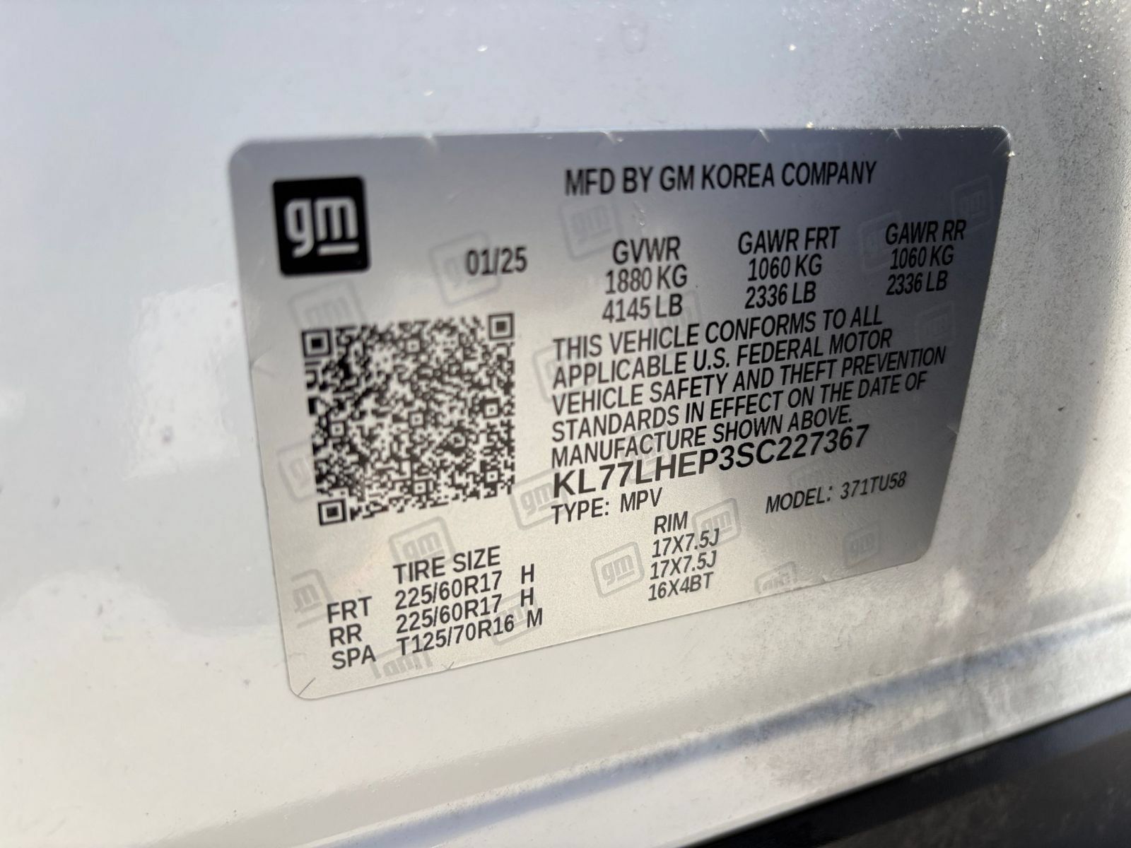 Used 2025 Chevrolet Trax LT FWD image 27