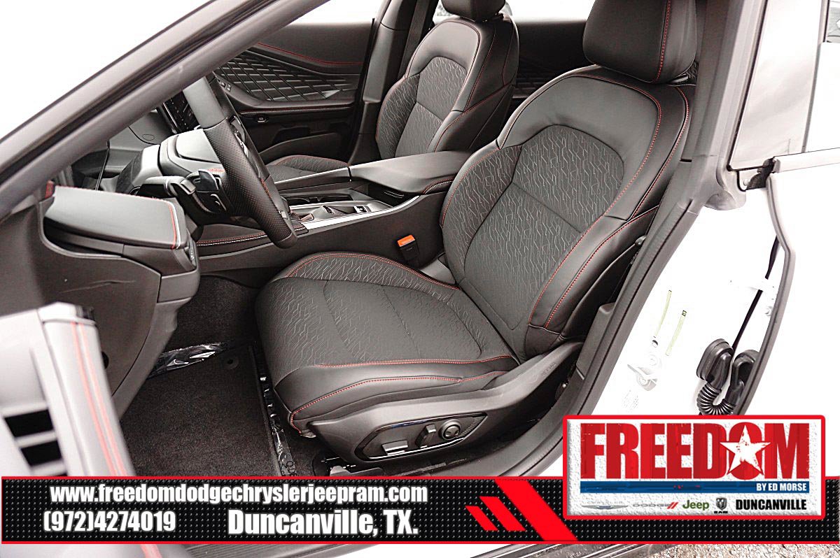 New 2026 Dodge Charger Scat Pack w/ Blacktop Package AWD/4WD image 13