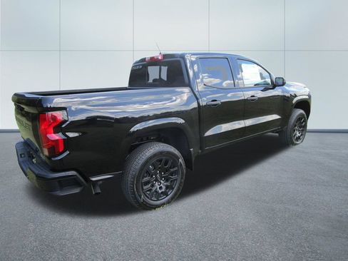 New 2026 Chevrolet Colorado W/T w/ WT Custom Package RWD image 9