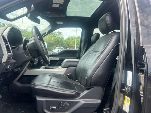 Used 2018 Ford F150 Lariat w/ Equipment Group 502A Luxury AWD/4WD image 6