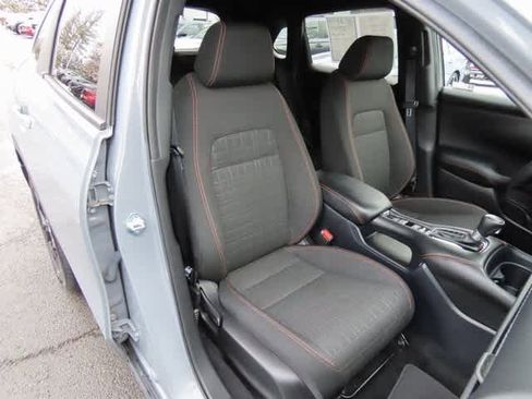 Used 2023 Honda HR-V Sport image 17