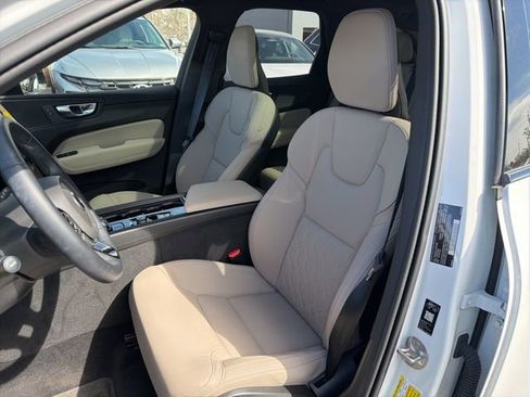 Used 2026 Volvo XC60 B5 Plus w/ Protection Package Premier image 8