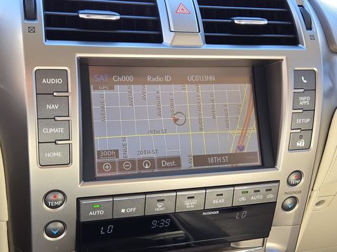 Used 2016 Lexus GX 460 w/ Premium Package AWD/4WD image 19
