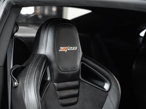 Used 2015 Chevrolet Camaro Z/28 image 30