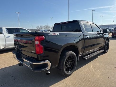 Used 2019 Chevrolet Silverado 1500 LTZ w/ LTZ Premium Package image 3