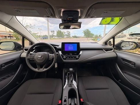 Used 2026 Toyota Corolla LE FWD image 11