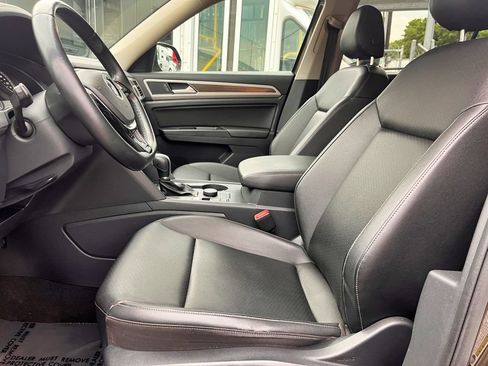 Used 2019 Volkswagen Atlas SE AWD/4WD image 18