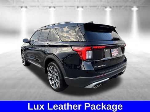 Certified 2025 Ford Explorer Platinum w/ Ultimate Package AWD/4WD image 7