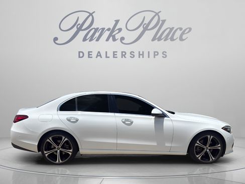 Used 2025 Mercedes-Benz C 300 Sedan image 6