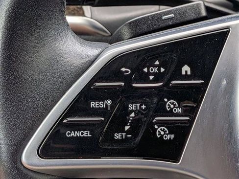 Used 2023 Mercedes-Benz GLC 300 4MATIC image 16