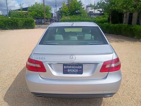 Used 2013 Mercedes-Benz E 350 Sedan image 12