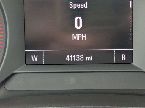 Used 2022 Chevrolet TrailBlazer LT w/ Convenience Package image 31