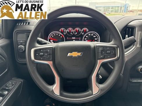 Used 2022 Chevrolet Silverado 1500 Custom w/ Safety Confidence Package image 11