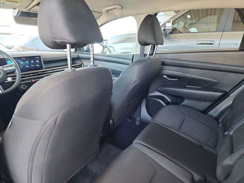 Used 2025 Hyundai Tucson SEL FWD image 38