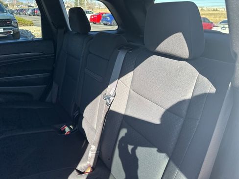 Used 2019 Jeep Grand Cherokee Laredo image 19