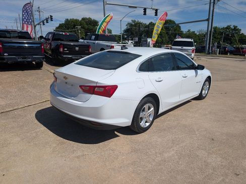 Used 2024 Chevrolet Malibu LS FWD image 7
