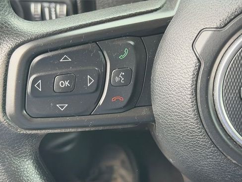 Used 2022 Jeep Wrangler Sport AWD/4WD image 18