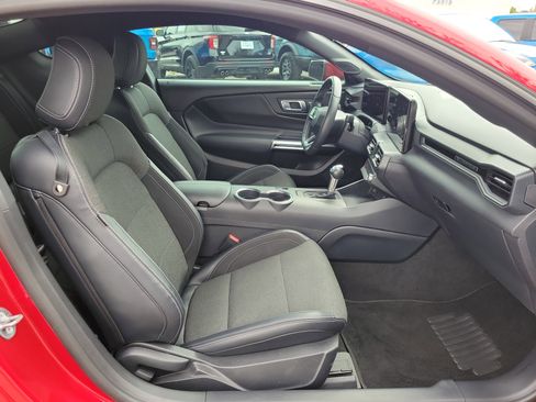 Used 2024 Ford Mustang Coupe RWD image 30