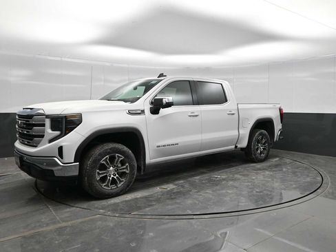 New 2026 GMC Sierra 1500 SLE w/ Preferred Package image 1