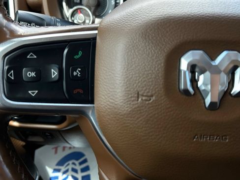 Used 2019 RAM 1500 Laramie AWD/4WD image 30