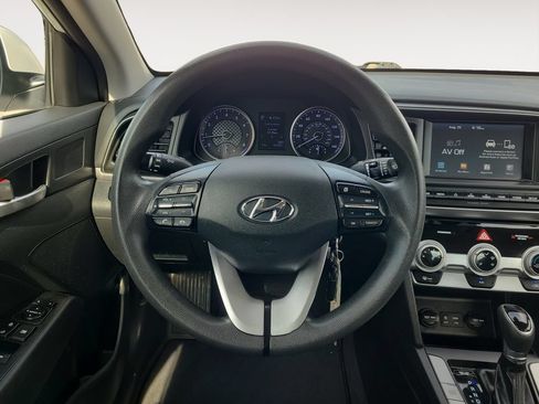 Used 2019 Hyundai Elantra SEL w/ Cargo Package FWD image 12