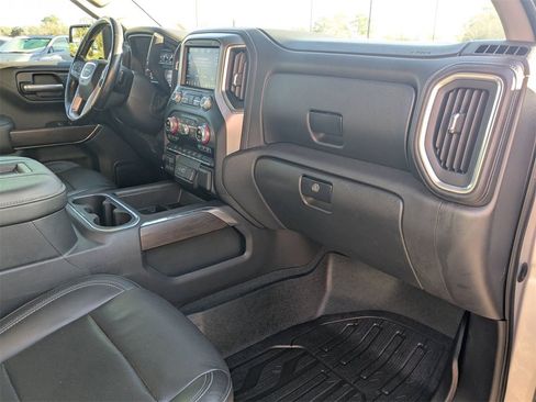 Used 2019 GMC Sierra 1500 SLT w/ SLT Premium Package image 9