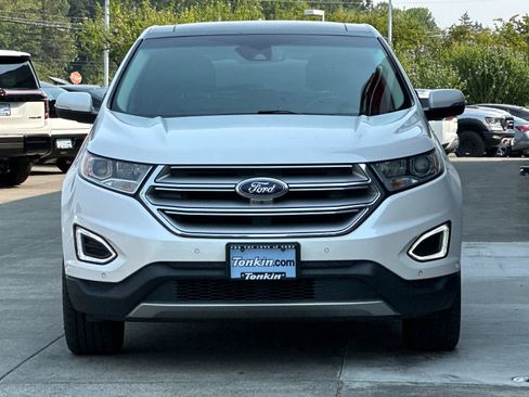 Used 2016 Ford Edge Titanium w/ Equipment Group 302A AWD/4WD image 8