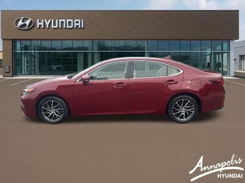 Used 2017 Lexus ES 350 image 2
