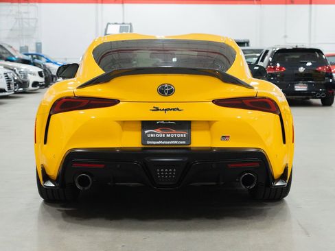 Used 2020 Toyota Supra Premium image 5