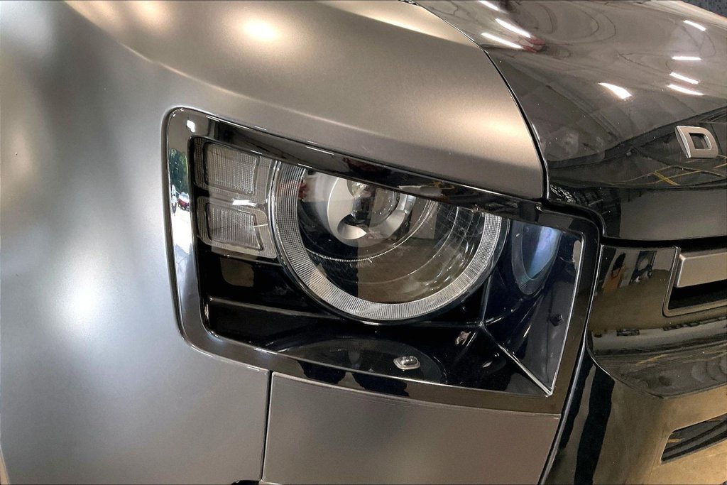Used 2023 Land Rover Defender 110 Carpathian Edition AWD/4WD image 33