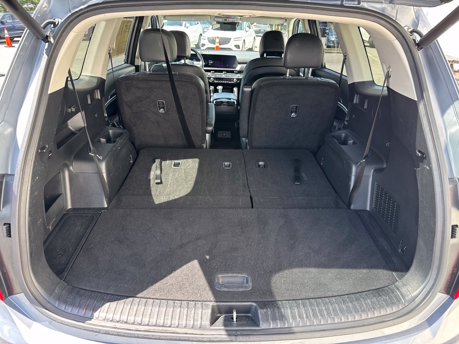 Used 2025 Kia Telluride S FWD image 13