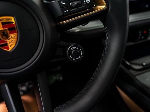 Certified 2026 Porsche Cayenne Coupe AWD/4WD image 22