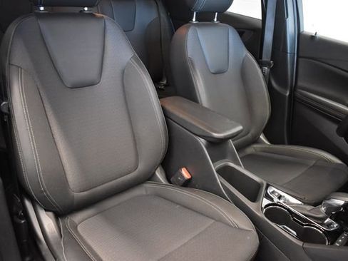 Used 2025 Buick Encore GX Preferred AWD/4WD image 7
