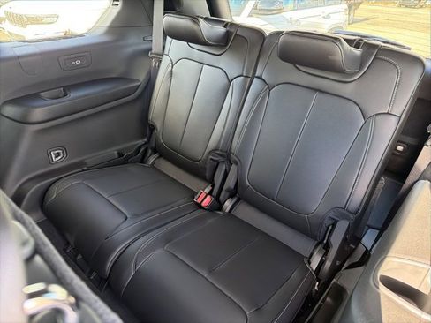 New 2025 Jeep Grand Cherokee L Limited image 11