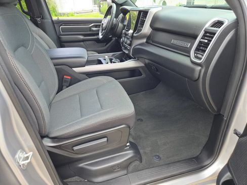 Used 2023 RAM 1500 Big Horn AWD/4WD image 7