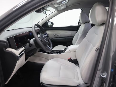 Certified 2025 Hyundai Tucson SEL AWD/4WD image 19