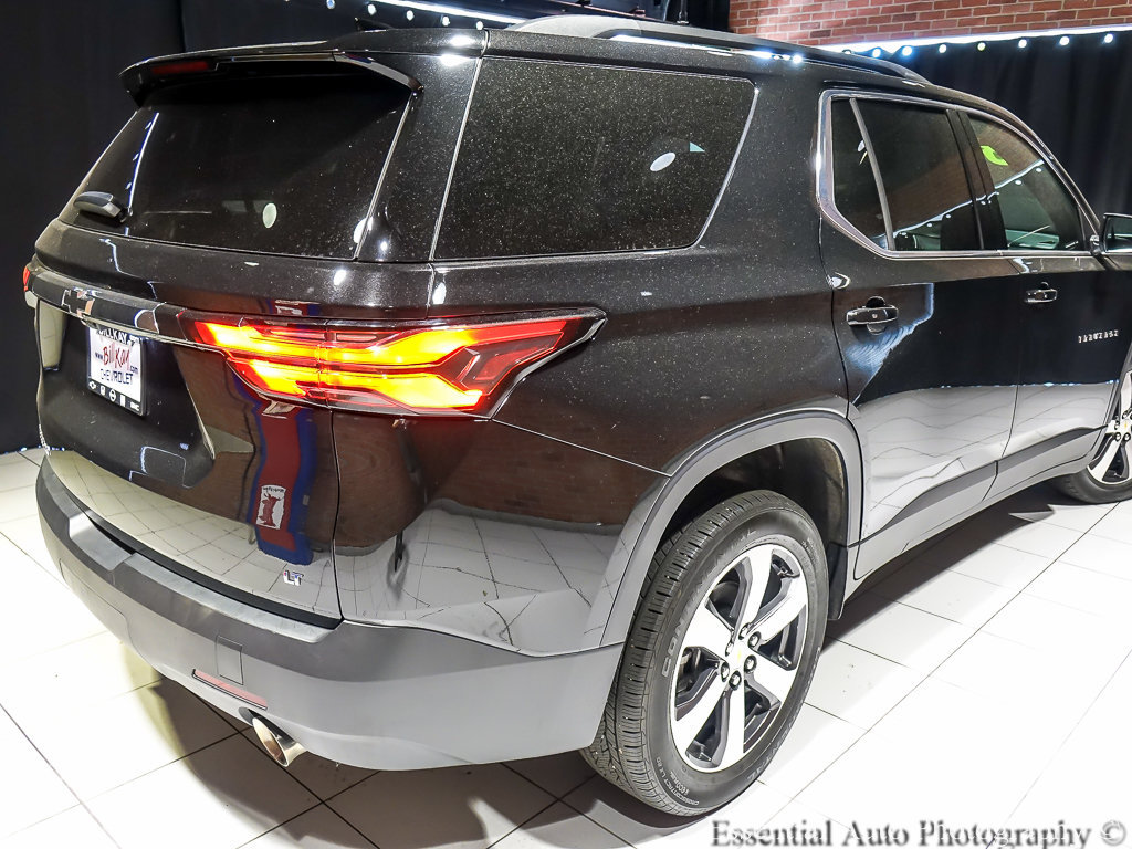 Used 2023 Chevrolet Traverse LT w/ LT Premium Package AWD/4WD image 9